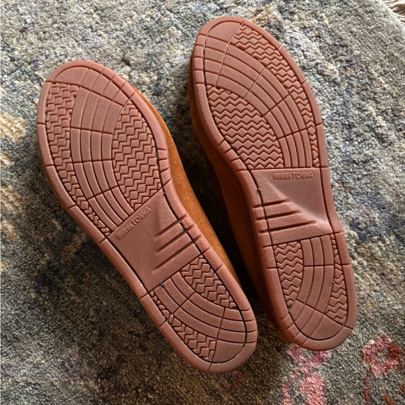 Minnetonka brown suede penny loafers 8.5 - Picture 9 of 10